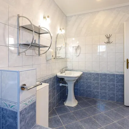 Central Apartman Apartment *