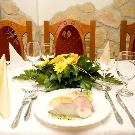 Central Apartman Appartamento Gyula